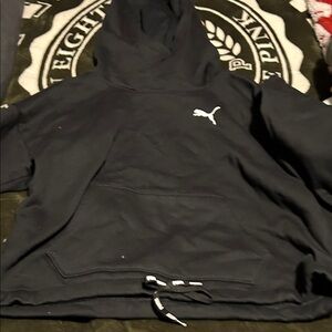NWOT Puma cropped hoodie